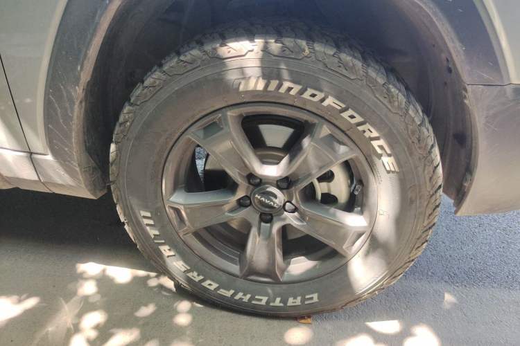 Used Haval Raptor New Energy 2023 Hi4 102 Exploration Edition Right Front Wheel Hub