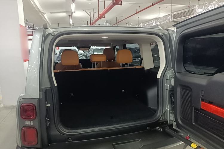 Used Haval Raptor New Energy 2023 Hi4 102 Exploration Edition Trunk