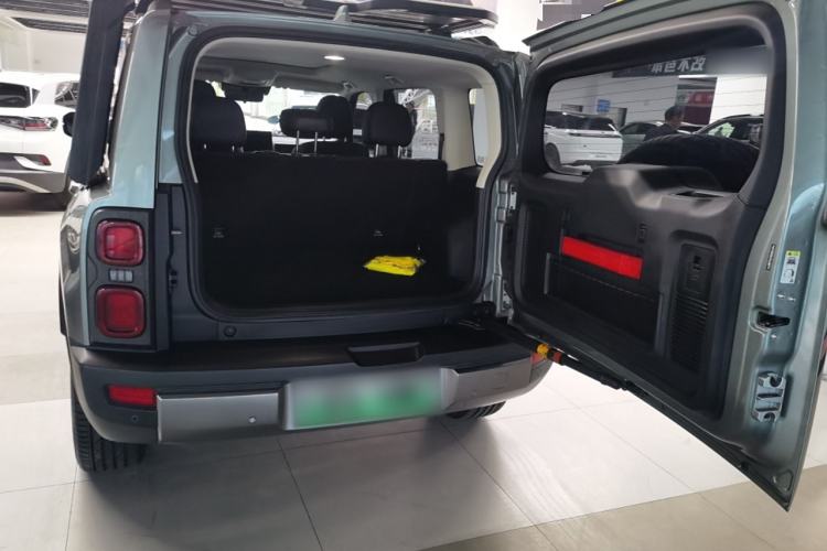 Used Haval Raptor New Energy 2023 Hi4 102 Exploration Edition Trunk