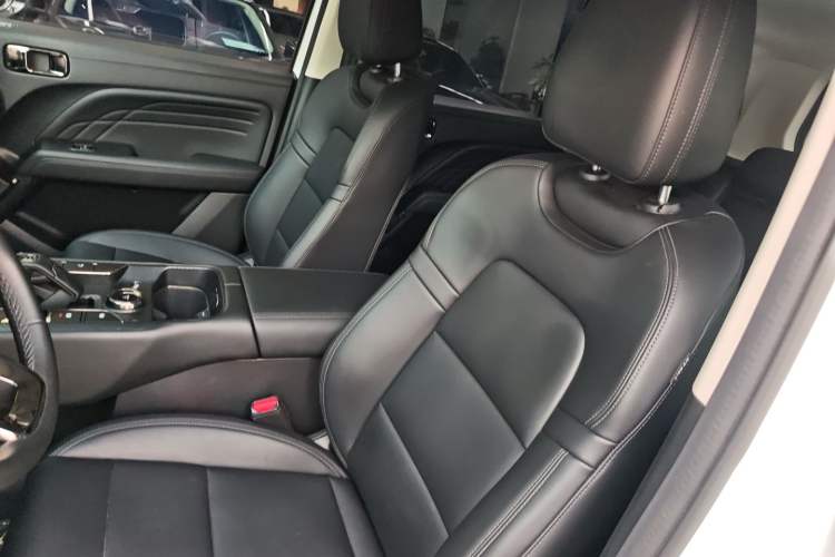 Used Haval Raptor New Energy 2023 Hi4 102 Exploration Edition Left Front Seat