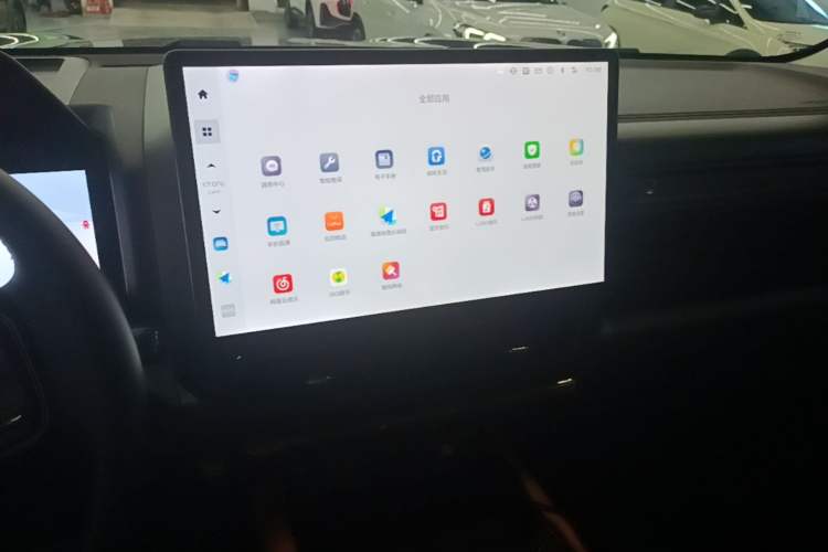 Used Haval Raptor New Energy 2024 Hi4 102 Pro Audio And AC Panel