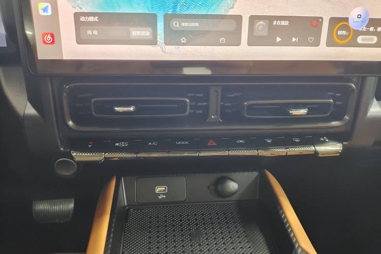 Used Haval Raptor New Energy 2024 Hi4 145 Cross-Over Edition Audio And AC Panel