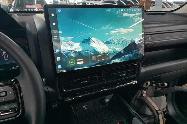 Used Haval Raptor New Energy 2024 Hi4 102 Pro Audio And AC Panel