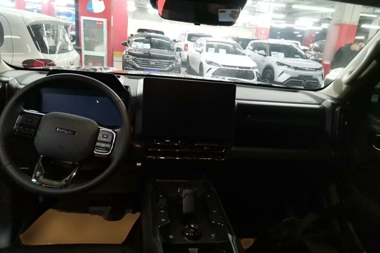 Used Haval Raptor New Energy 2024 Hi4 102 Pro Center Console