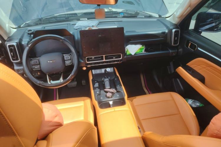 Used Haval Raptor New Energy 2024 Hi4 102 Pro Center Console