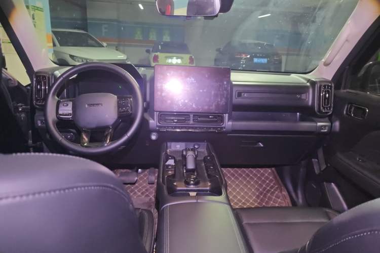 Used Haval Raptor New Energy 2024 Hi4 102 Pro Center Console