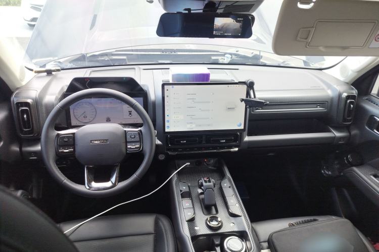 Used Haval Raptor New Energy 2024 Hi4 145 Pro Center Console