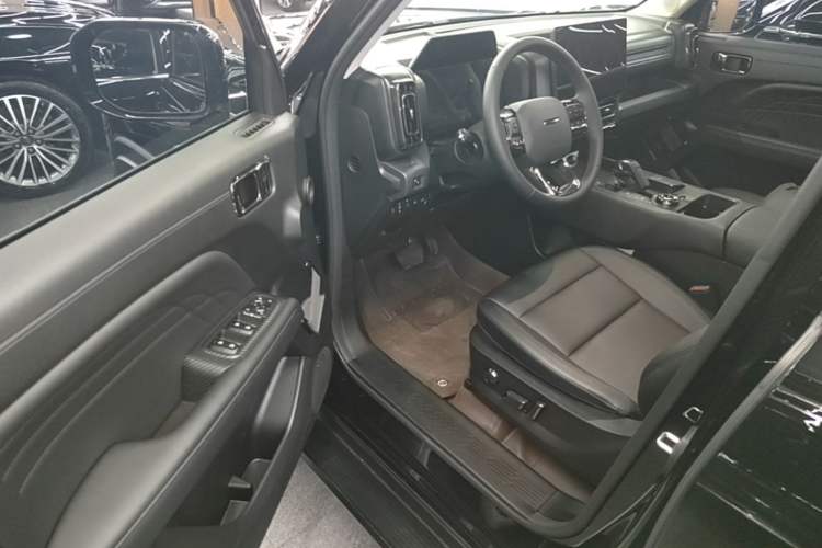 Used Haval Raptor New Energy 2024 Hi4 102 Pro Driver Seat