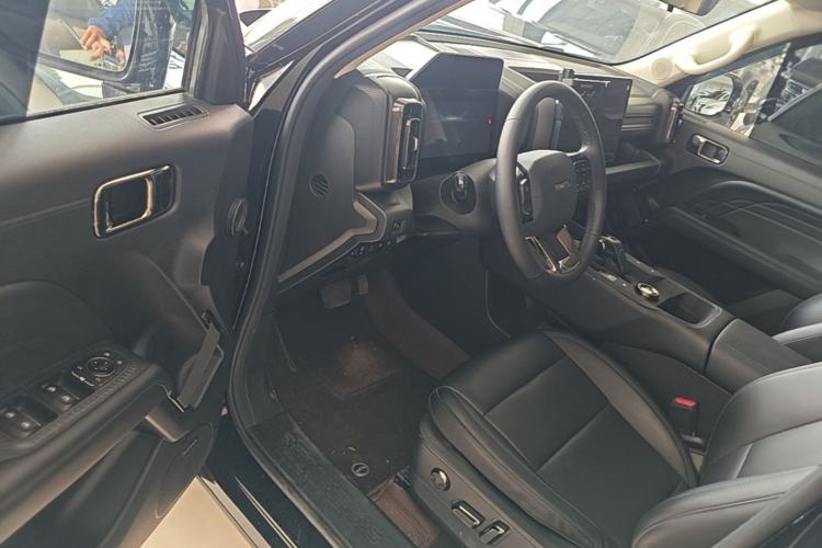 Used Haval Raptor New Energy 2024 Hi4 102 Pro Driver Seat