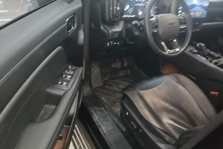 Used Haval Raptor New Energy 2024 Hi4 145 Cross-Over Edition Driver Seat