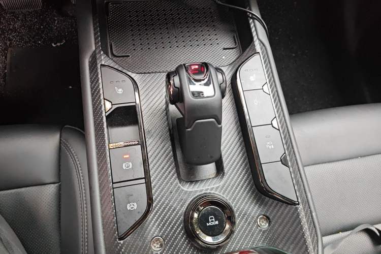 Used Haval Raptor New Energy 2024 Hi4 145 Pro Gear Lever