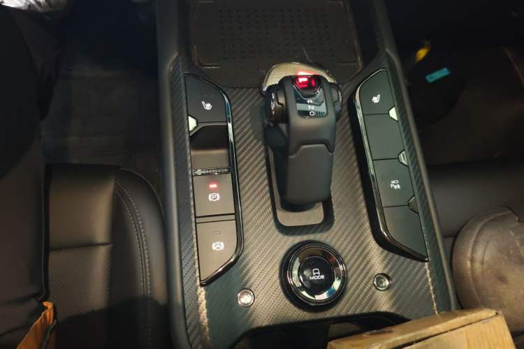 Used Haval Raptor New Energy 2024 Hi4 145 Pro Gear Lever