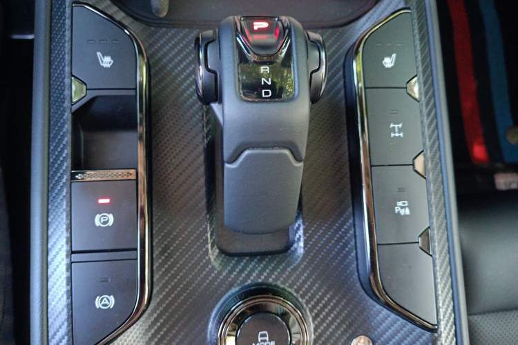 Used Haval Raptor New Energy 2024 Hi4 145 Cross-Over Edition Gear Lever