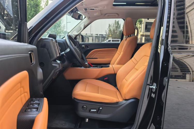 Used Haval Raptor New Energy 2024 Hi4 145 Cross-Over Edition Interior 2