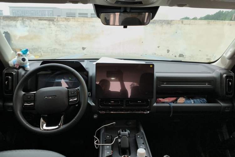 Used Haval Raptor New Energy 2024 Hi4 102 Pro Interior 2