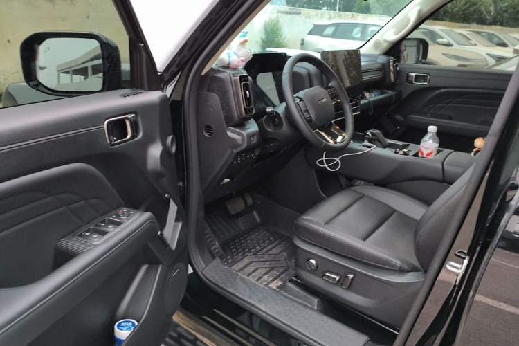 Used Haval Raptor New Energy 2024 Hi4 102 Pro Interior 3