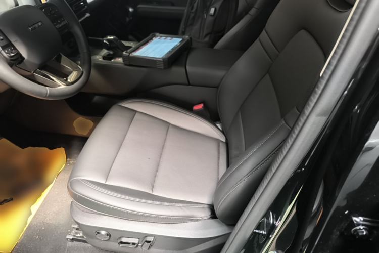 Used Haval Raptor New Energy 2024 Hi4 145 Cross-Over Edition Left Front Seat