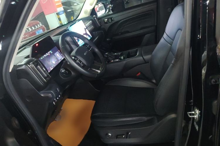 Used Haval Raptor New Energy 2024 Hi4 102 Pro Left Front Seat
