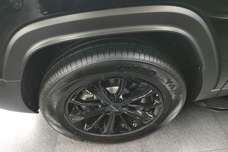 Used Haval Raptor New Energy 2024 Hi4 102 Pro Left Front Wheel Hub