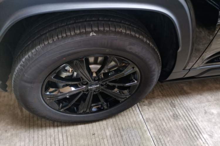 Used Haval Raptor New Energy 2024 Hi4 102 Pro Left Front Wheel Hub