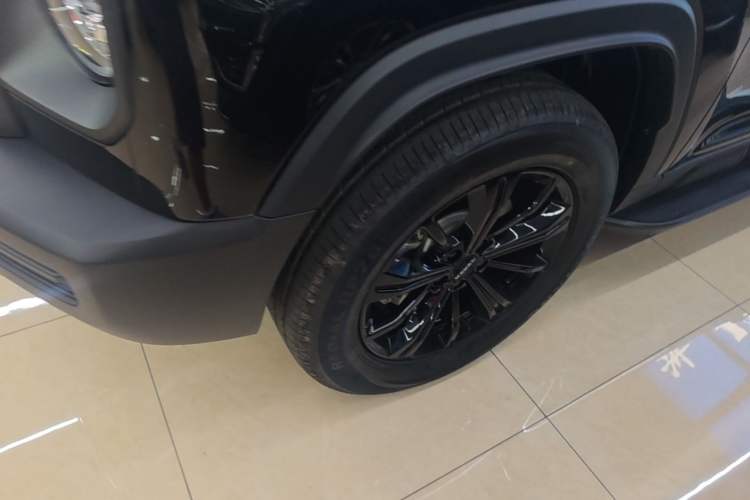 Used Haval Raptor New Energy 2024 Hi4 102 Pro Left Front Wheel Hub