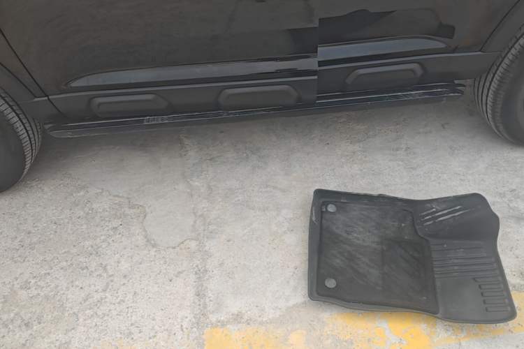 Used Haval Raptor New Energy 2024 Hi4 145 Cross-Over Edition Left Side Sill