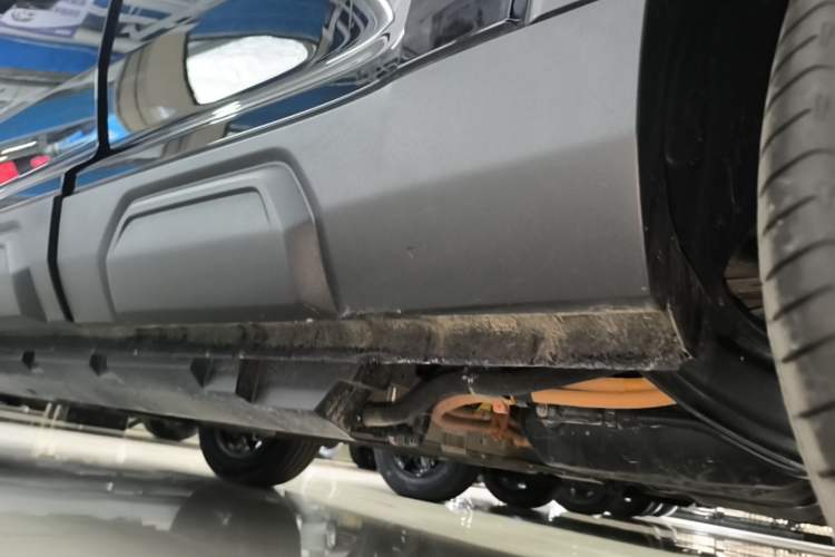Used Haval Raptor New Energy 2024 Hi4 102 Pro Left Side Sill