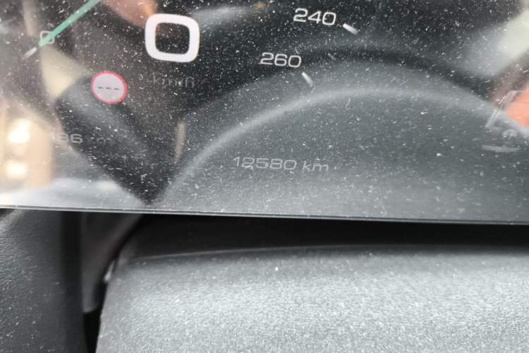 Used Haval Raptor New Energy 2024 Hi4 102 Air Odometer Close Up