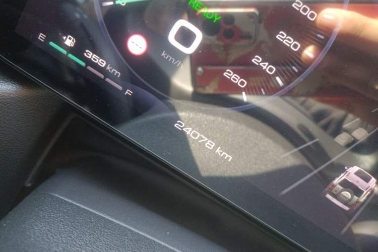 Used Haval Raptor New Energy 2024 Hi4 102 Pro Odometer Close Up