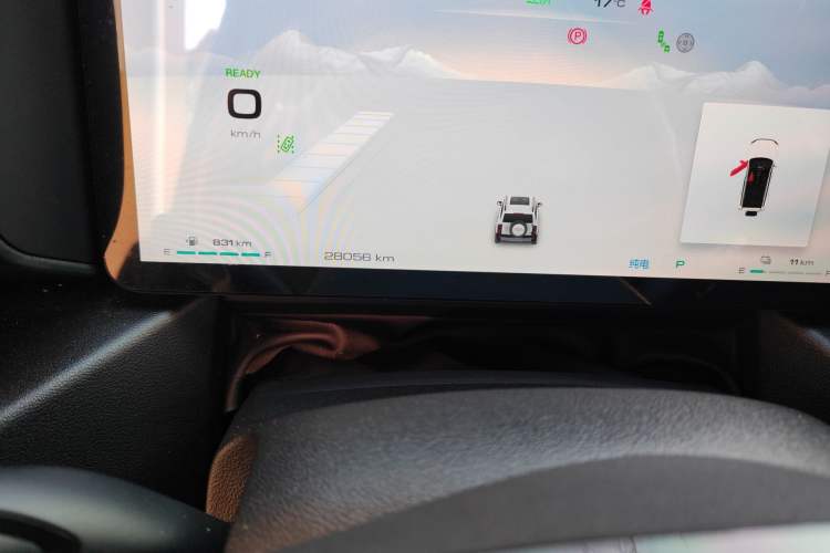 Used Haval Raptor New Energy 2024 Hi4 102 Pro Odometer Close Up