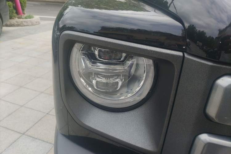 Used Haval Raptor New Energy 2024 Hi4 145 Cross-Over Edition Right Front Headlight