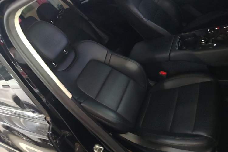 Used Haval Raptor New Energy 2024 Hi4 102 Pro Right Front Seat