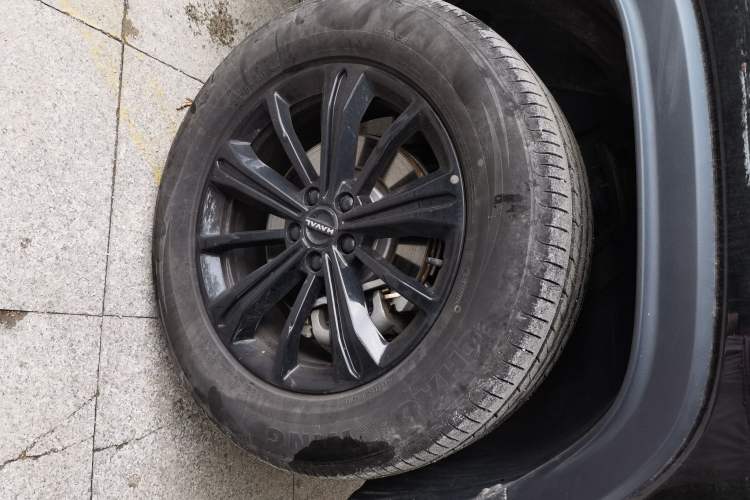 Used Haval Raptor New Energy 2024 Hi4 145 Pro Right Front Wheel Hub