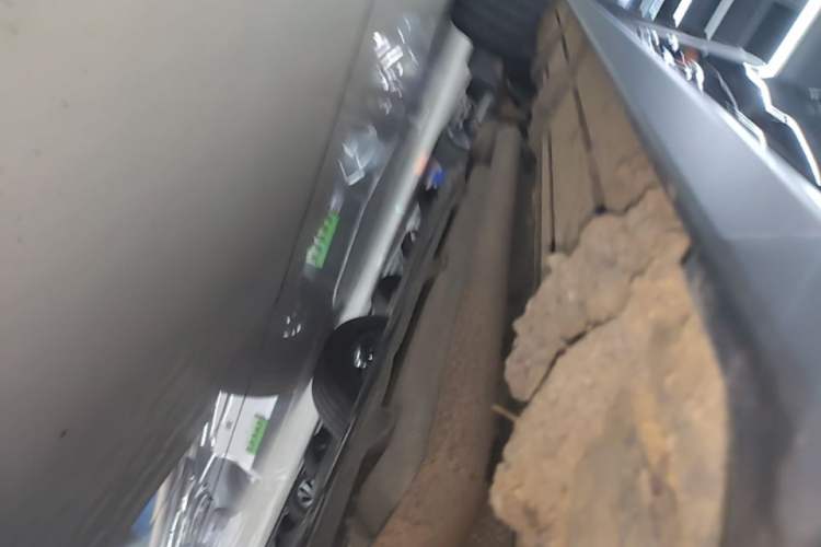 Used Haval Raptor New Energy 2024 Hi4 145 Pro Right Side Sill