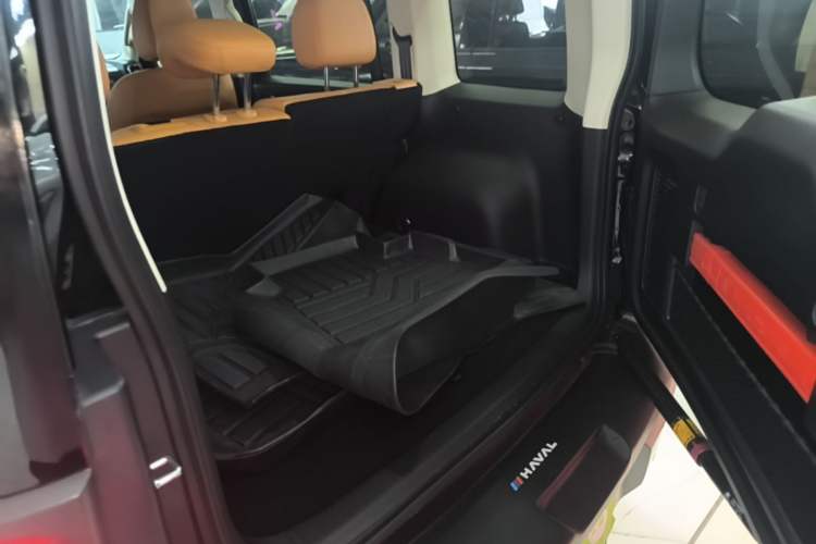 Used Haval Raptor New Energy 2024 Hi4 102 Pro Trunk