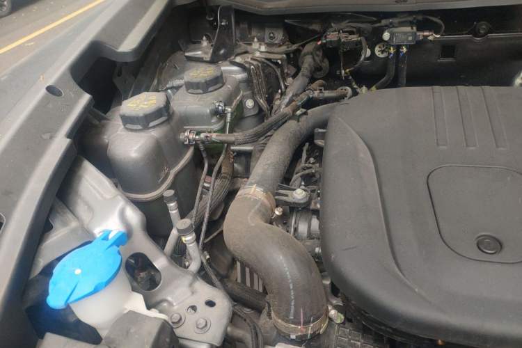 Used Haval Raptor New Energy 2024 Hi4 145 Pro Engine Bay Right