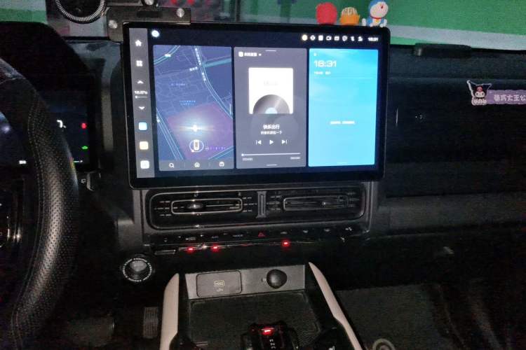 Used Haval Raptor New Energy 2024 Hi4 145 Cross-Over Edition Audio And AC Panel