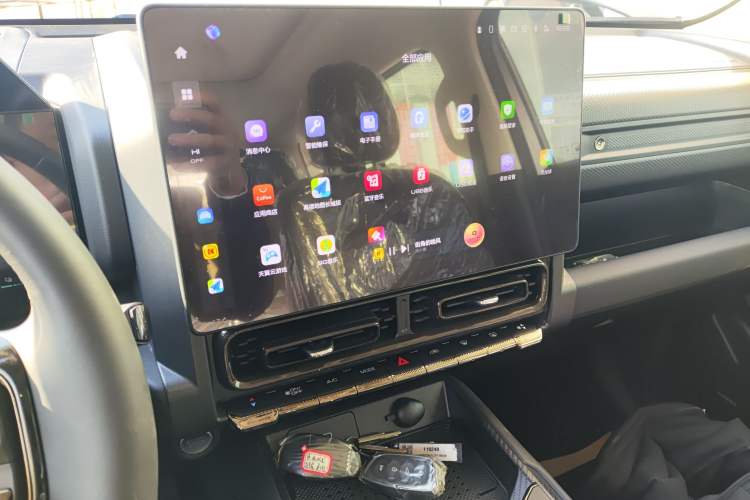 Used Haval Raptor New Energy 2024 Hi4 102 Pro Audio And AC Panel