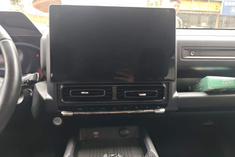 Used Haval Raptor New Energy 2024 Hi4 145 Cross-Over Edition Audio And AC Panel