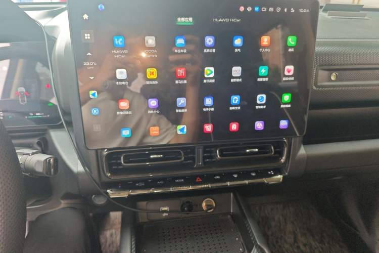 Used Haval Raptor New Energy 2024 Hi4 145 Cross-Over Edition Audio And AC Panel