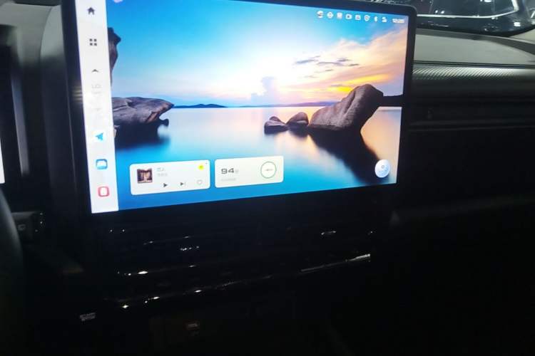 Used Haval Raptor New Energy 2024 Hi4 145 Cross-Over Edition Audio And AC Panel