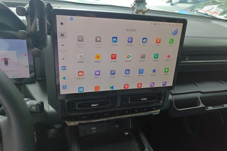 Used Haval Raptor New Energy 2024 Hi4 145 Cross-Over Edition Audio And AC Panel
