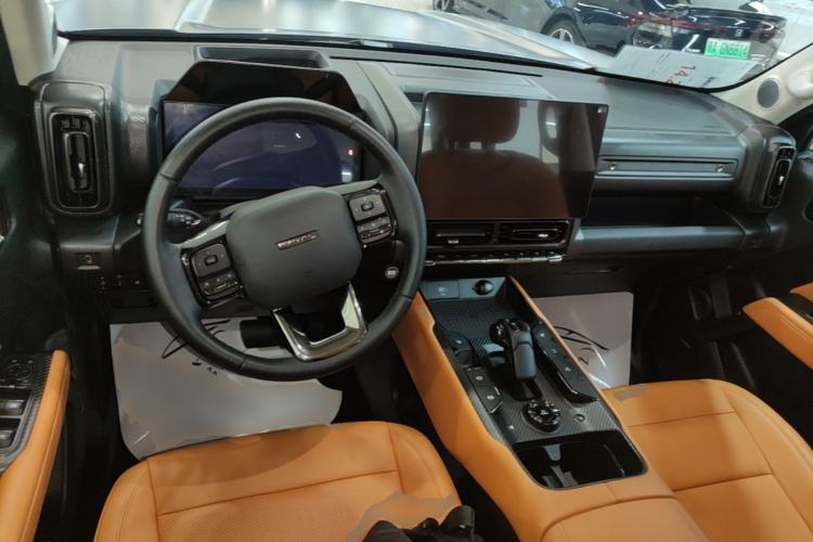 Used Haval Raptor New Energy 2024 Hi4 145 Cross-Over Edition Center Console