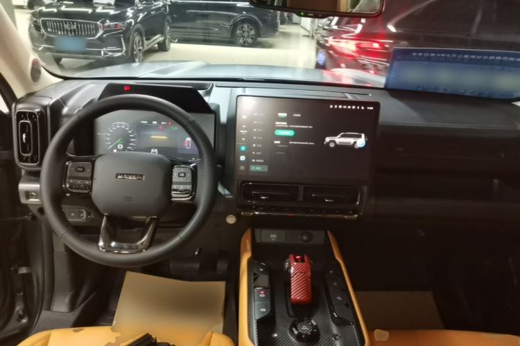 Used Haval Raptor New Energy 2024 Hi4 145 Cross-Over Edition Center Console