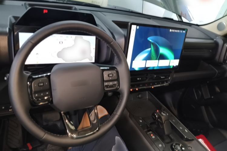 Used Haval Raptor New Energy 2024 Hi4 145 Cross-Over Edition Center Console