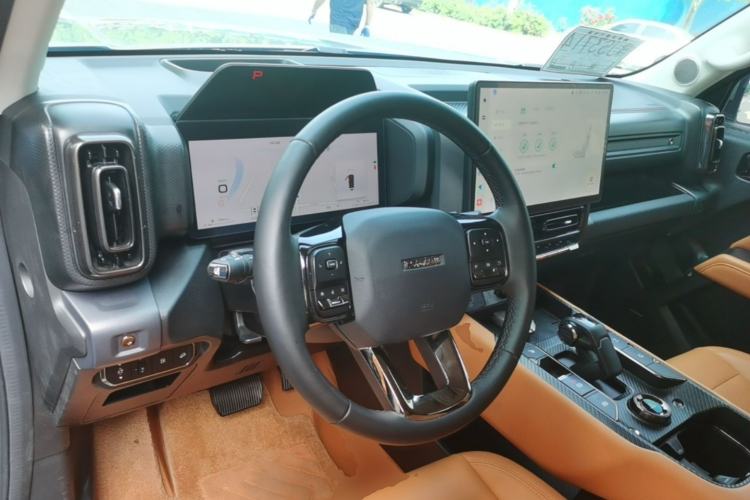 Used Haval Raptor New Energy 2024 Hi4 145 Cross-Over Edition Center Console