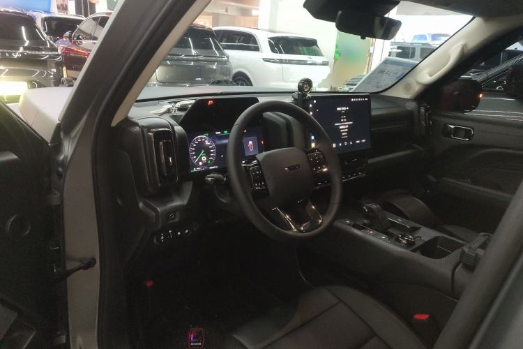 Used Haval Raptor New Energy 2024 Hi4 145 Pro Center Console