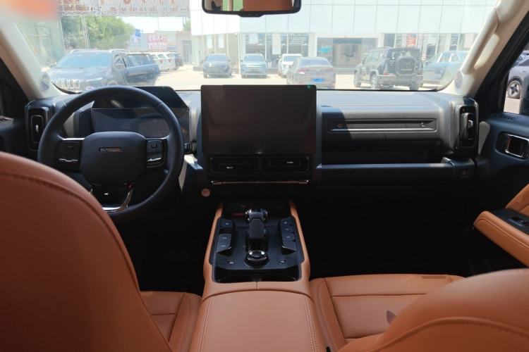 Used Haval Raptor New Energy 2024 Hi4 145 Cross-Over Edition Center Console