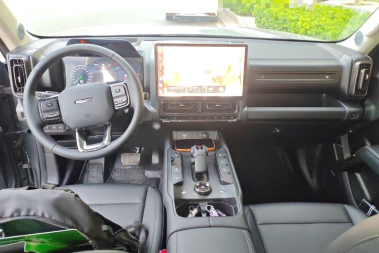 Used Haval Raptor New Energy 2024 Hi4 145 Cross-Over Edition Center Console