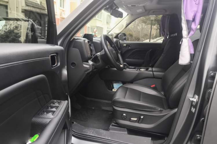 Used Haval Raptor New Energy 2024 Hi4 145 Cross-Over Edition Driver Seat
